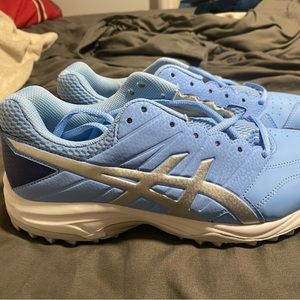 ASICS gel-lethal turf shoes size 8 1/2 brand new .